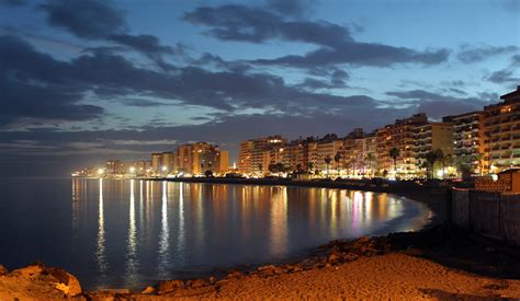 cruising en fuengirola|Guía Gay de Fuengirola